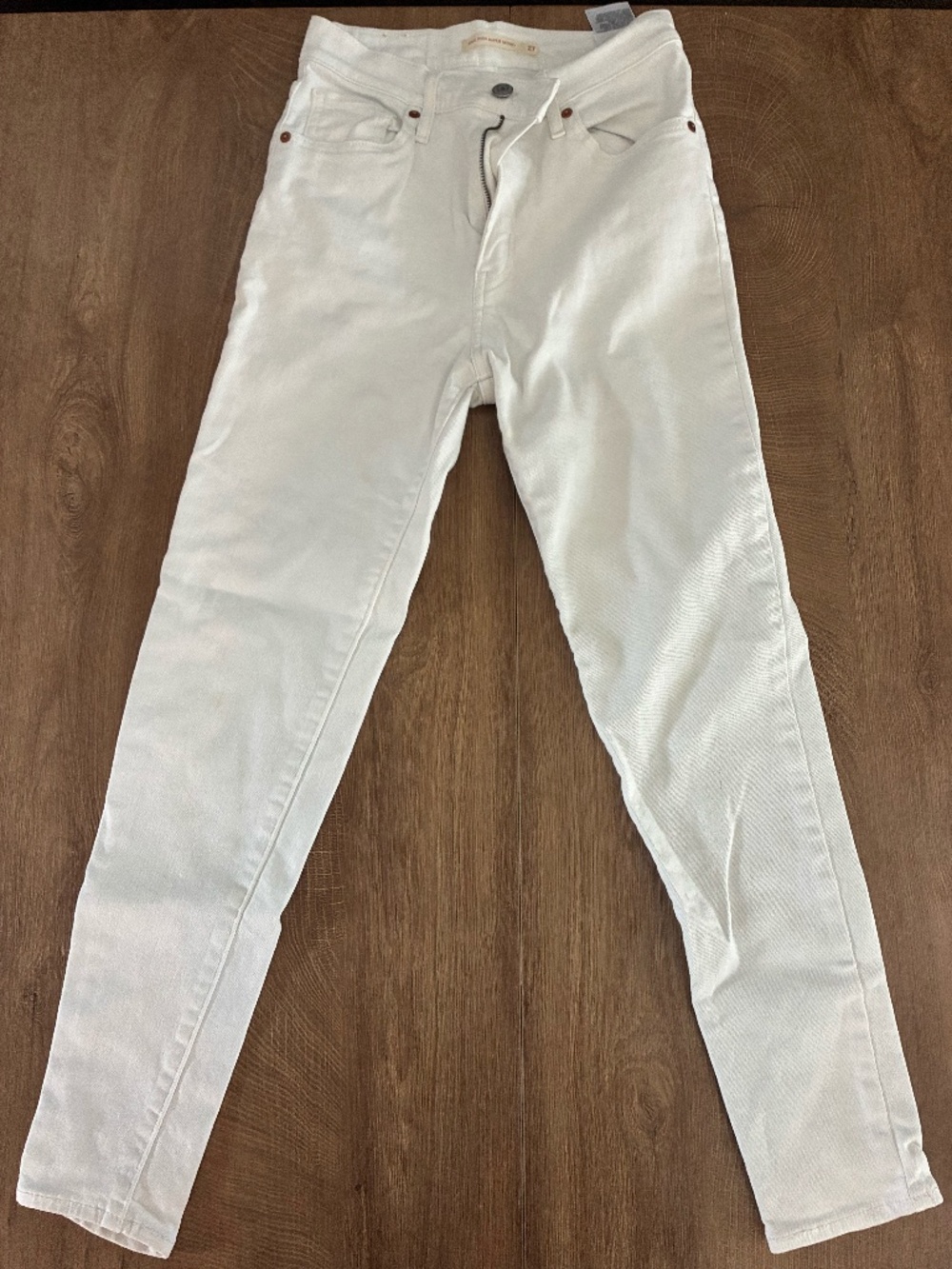 Levi’s Mile High Super Skinny White Jeans High Rise Size 27